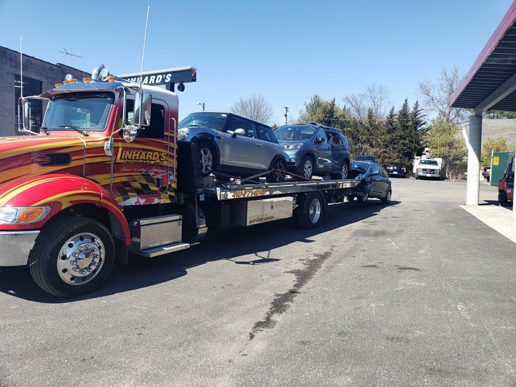 Linhard's Towing and Roadside Assistance